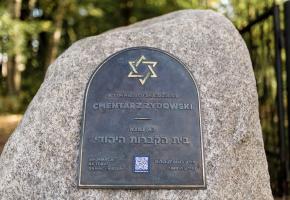 Brok. The ceremony to present the new commemoration of the Jewish cemetery