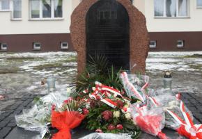 22.01.2016 – W Suwałkach upamiętniono przedwojennych mieszkańców miasta