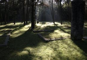 Cmentarz jeniecki w Lesie Borek (ul. Hrubieszowska)