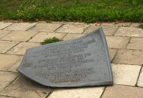 Memorial dedicated to Poles executed by Nazis for helping Jews