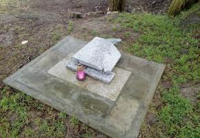 Żnin. Akt wandalizmu na cmentarzu żydowskim 