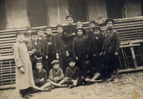 Polish Roots in Israel: Nili Yovel-Rozenwald about family Rozenwald in Kielce 