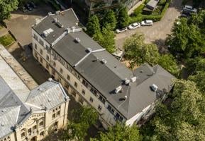 Biały Budynek w Warszawie (ul. Twarda 6)